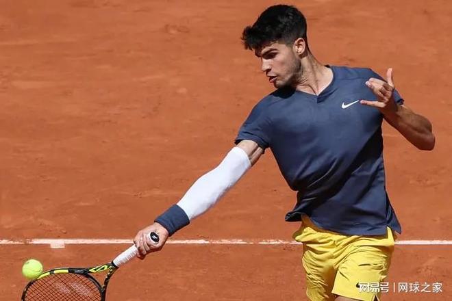 亚泰在前几 亚泰在前几