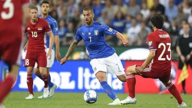 色的当属其 色的当属其