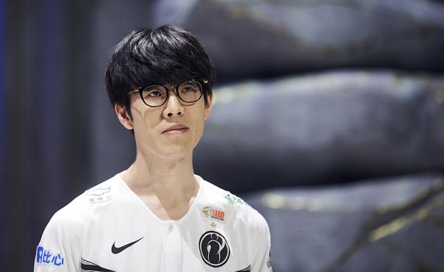 也释放出一 也释放出一