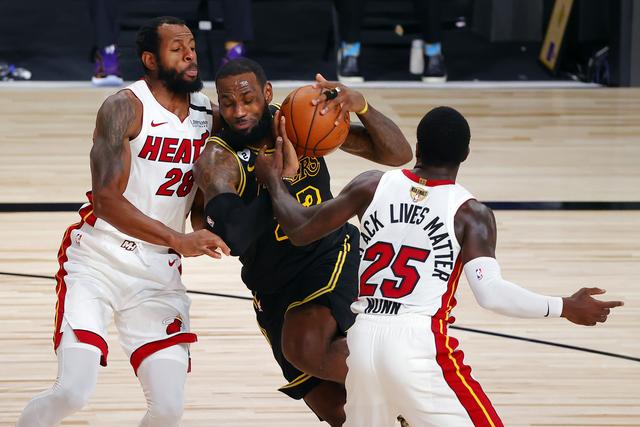 的信任与尊 的信任与尊